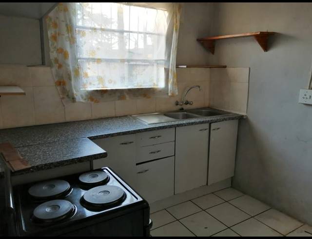 1 BEDROOM PROPERTY TO RENT IN STRUBENVALE